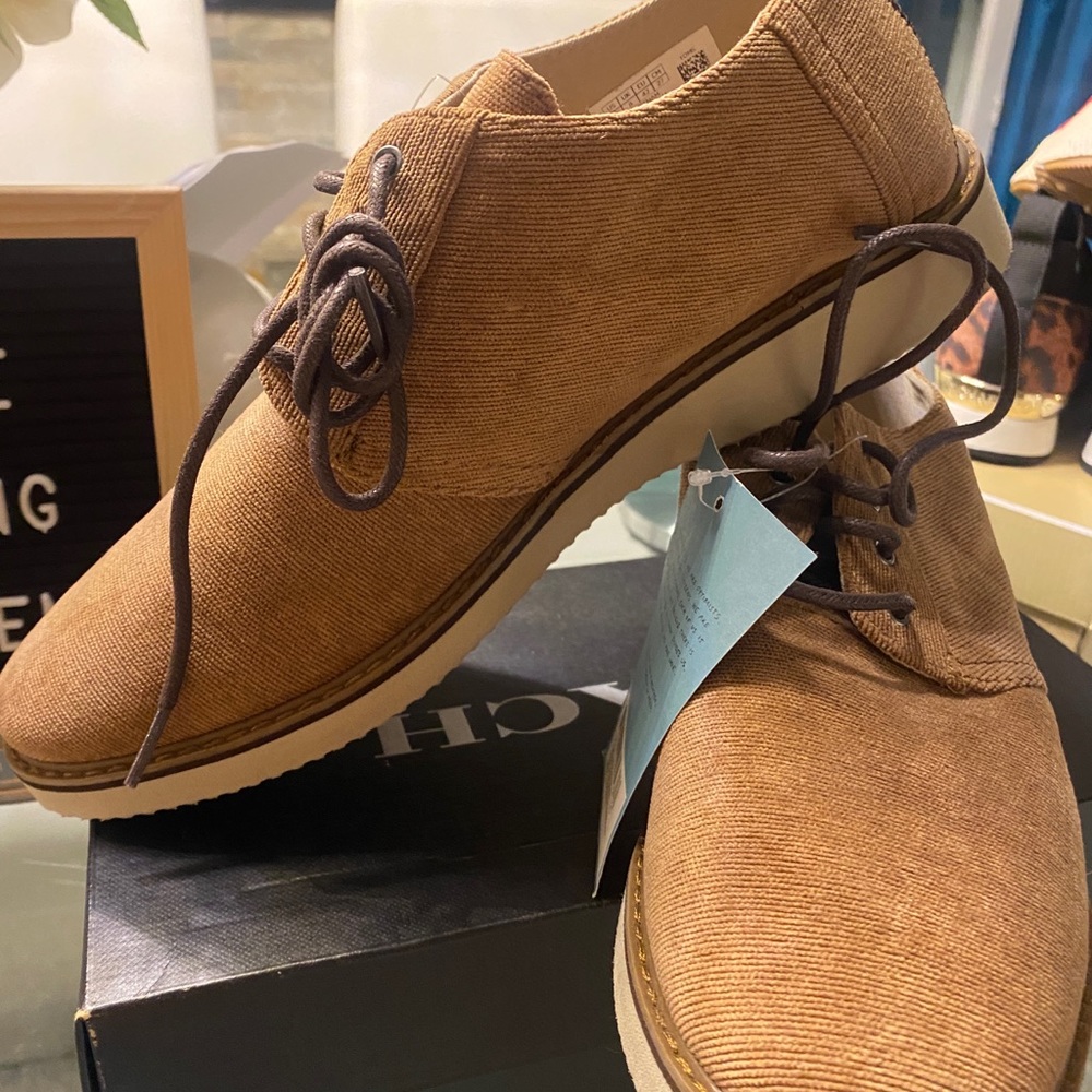 Toms shoes